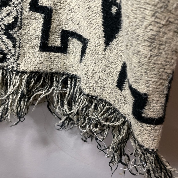 Debut Aztec cardigan - Picture 5 of 5